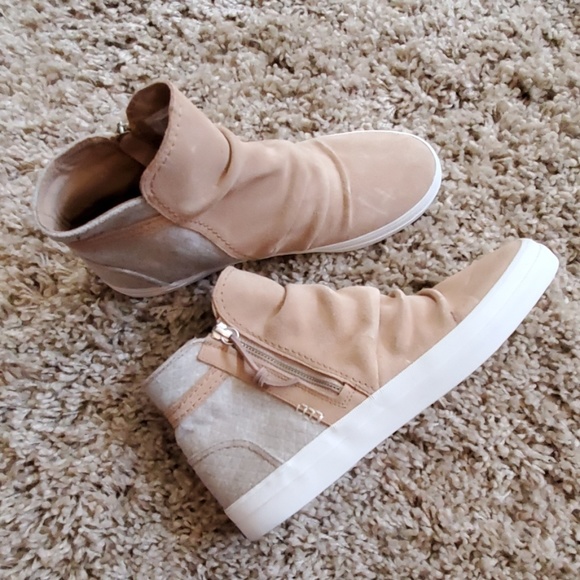 sperry crest zone booties